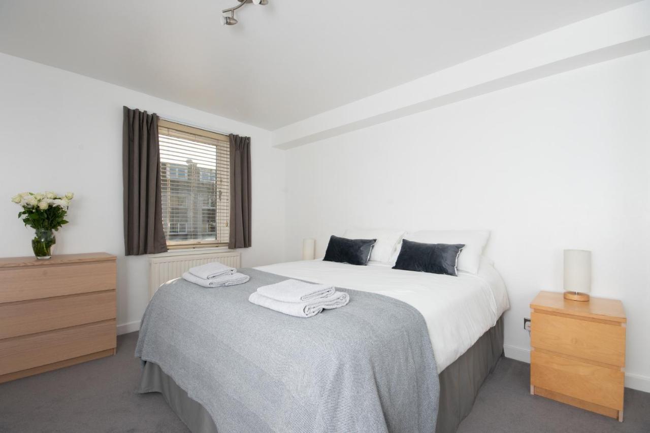 Dwellcome Home Ltd 2 King Beds West End Apt, Half Mile To Union Street Yet Quiet, Free Allocated Parking Space At Rear Entrance & Fast Wifi, Ideal For Long Term Contractor, Corporate, Etc Stays, Regular Housekeeping Option - See Our Site For Assuranc Абердин Екстер'єр фото