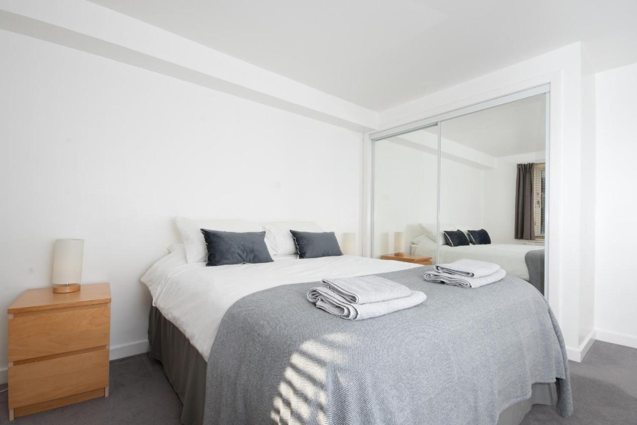 Dwellcome Home Ltd 2 King Beds West End Apt, Half Mile To Union Street Yet Quiet, Free Allocated Parking Space At Rear Entrance & Fast Wifi, Ideal For Long Term Contractor, Corporate, Etc Stays, Regular Housekeeping Option - See Our Site For Assuranc Абердин Екстер'єр фото